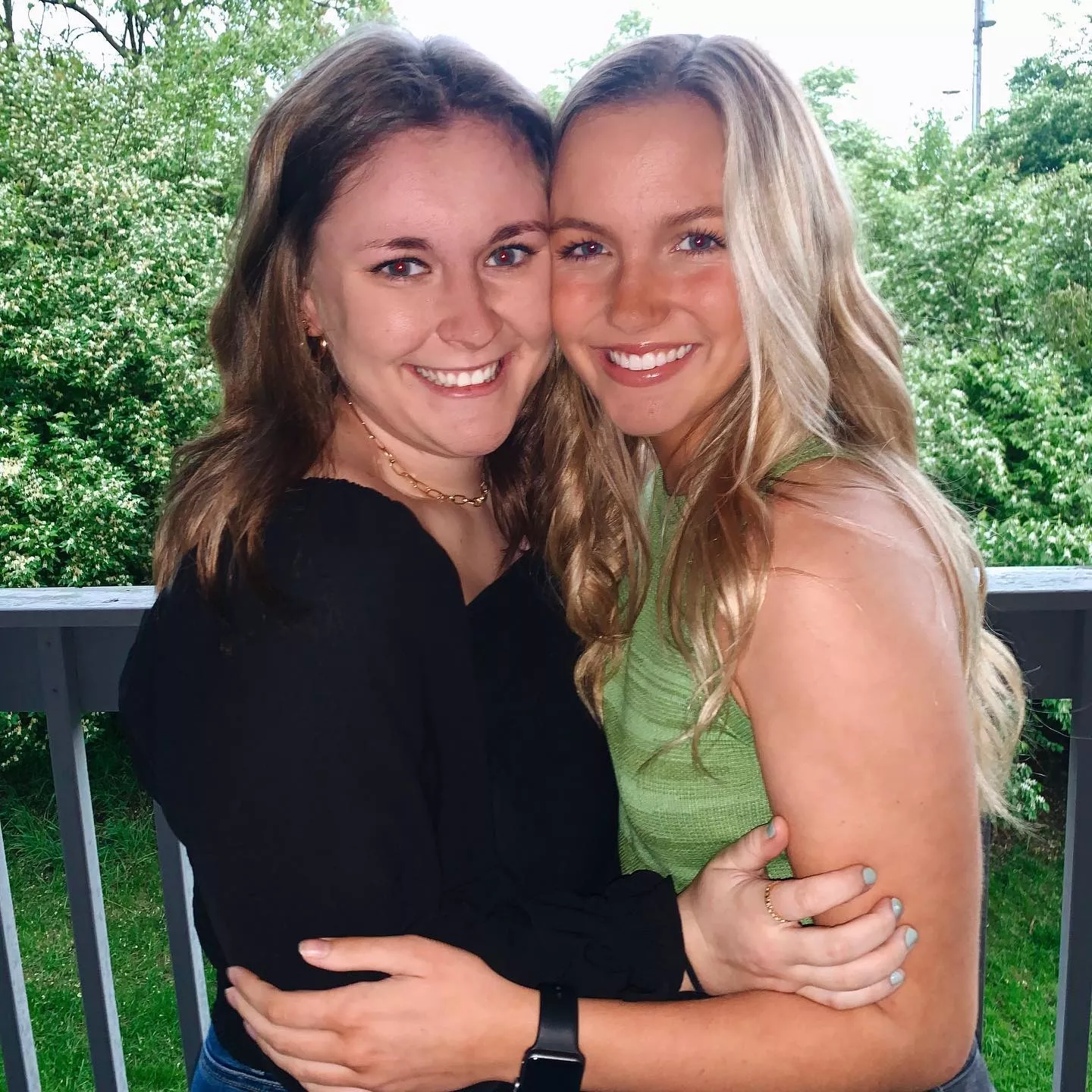 Brunette or Blonde? Brunette or Blonde?