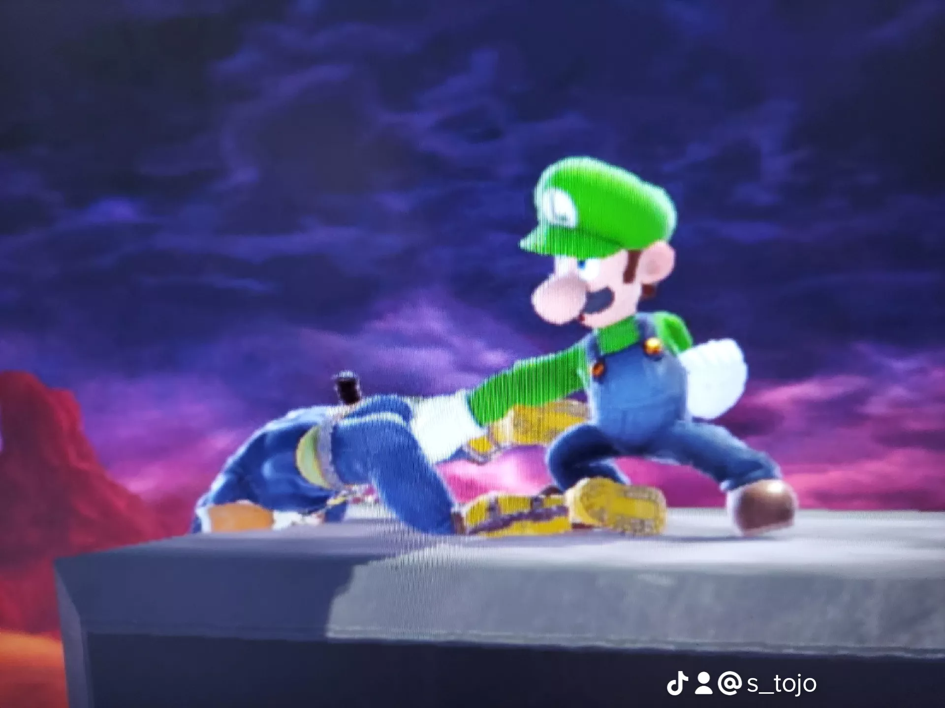 Captain falcon getting it Captain falcon getting it