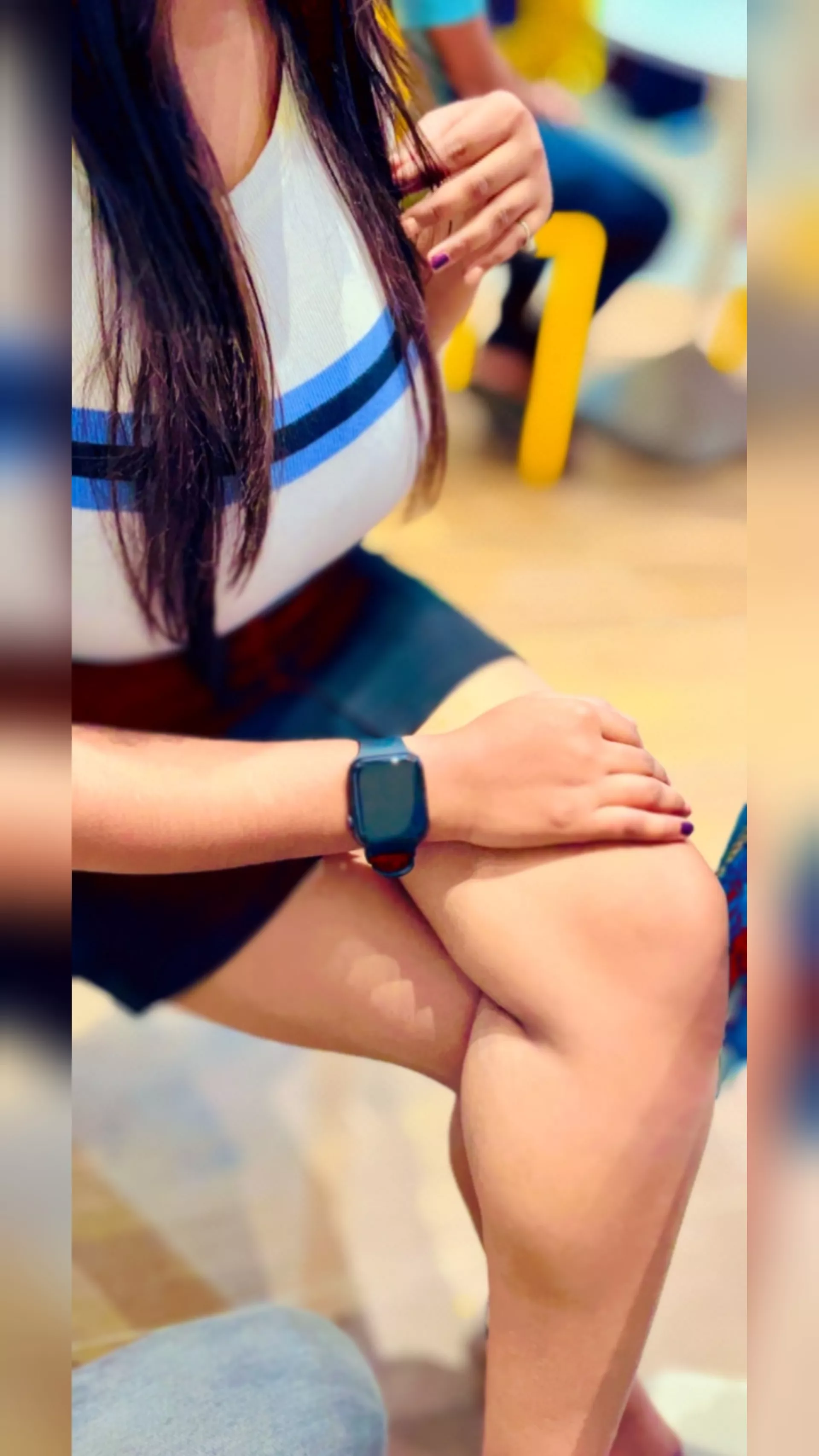 It's Non-Nude Day 🙈😒.