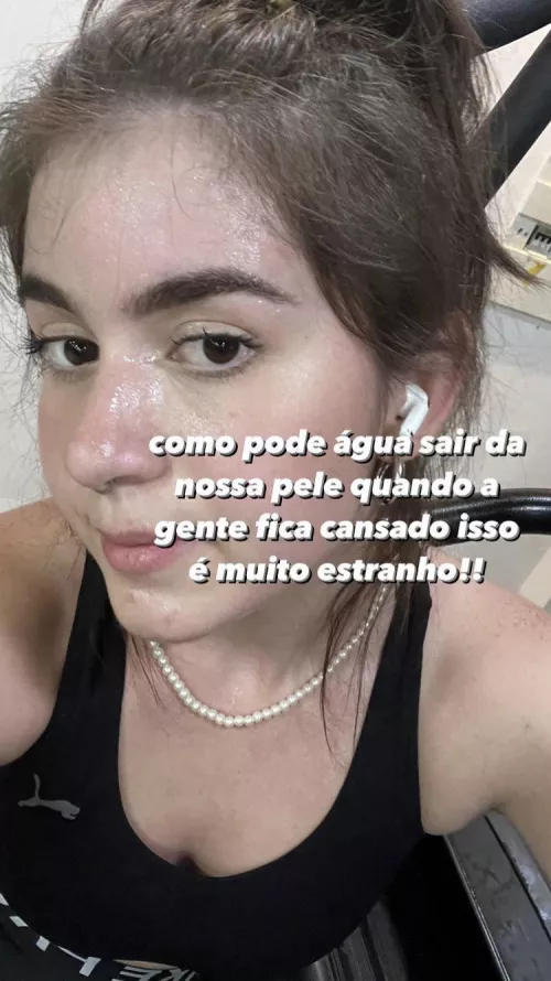 Dripping face slut