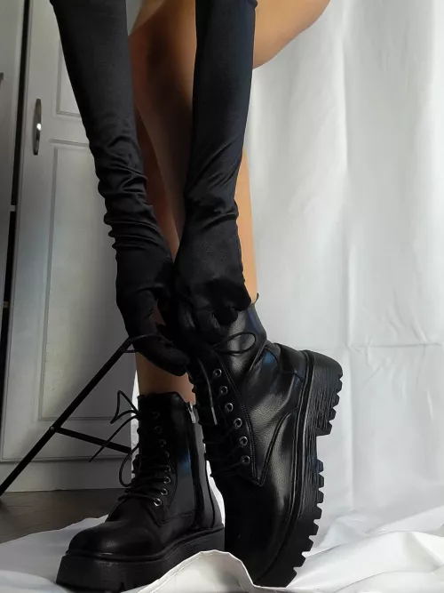 Ready for their spit shine ✨️