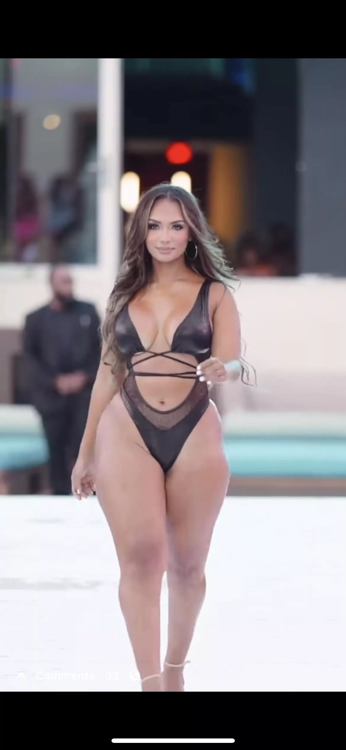 Anybody know this model name? Anybody know this model name?