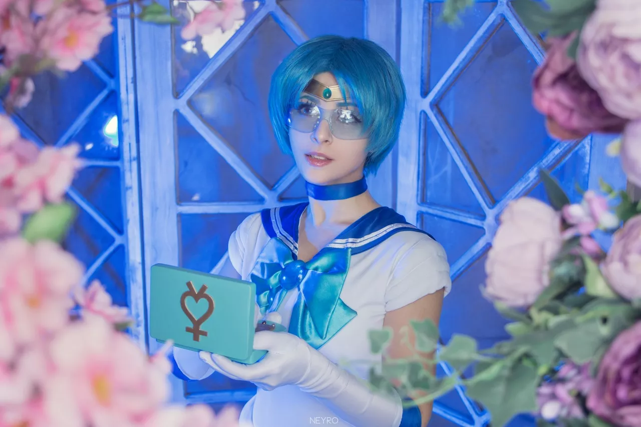 Sailor Mercury from sailor Moon Cosplay by Yunakairi