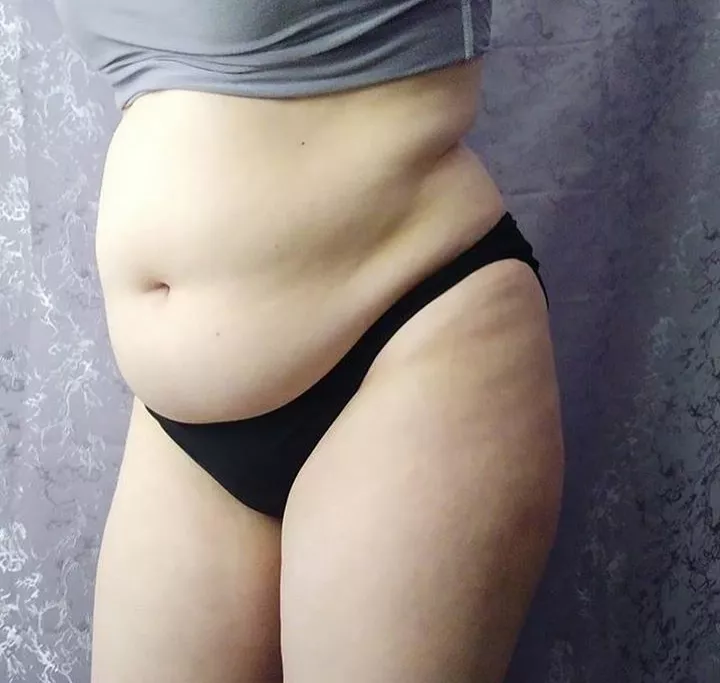 Good morning 😘 Dm me if you are interested in fatten me up 😍😍