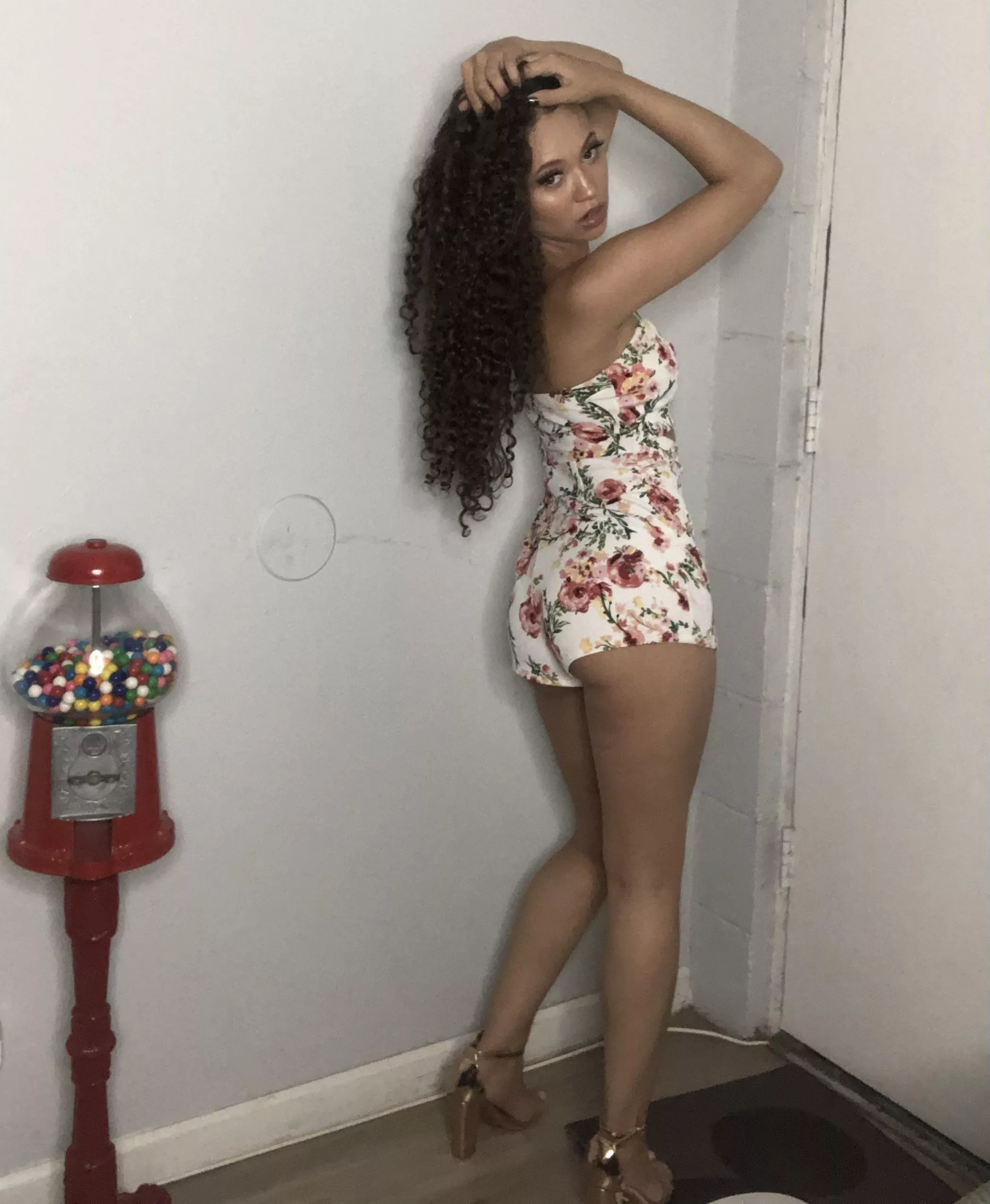 Love having curly hair 👩🏽‍🦱