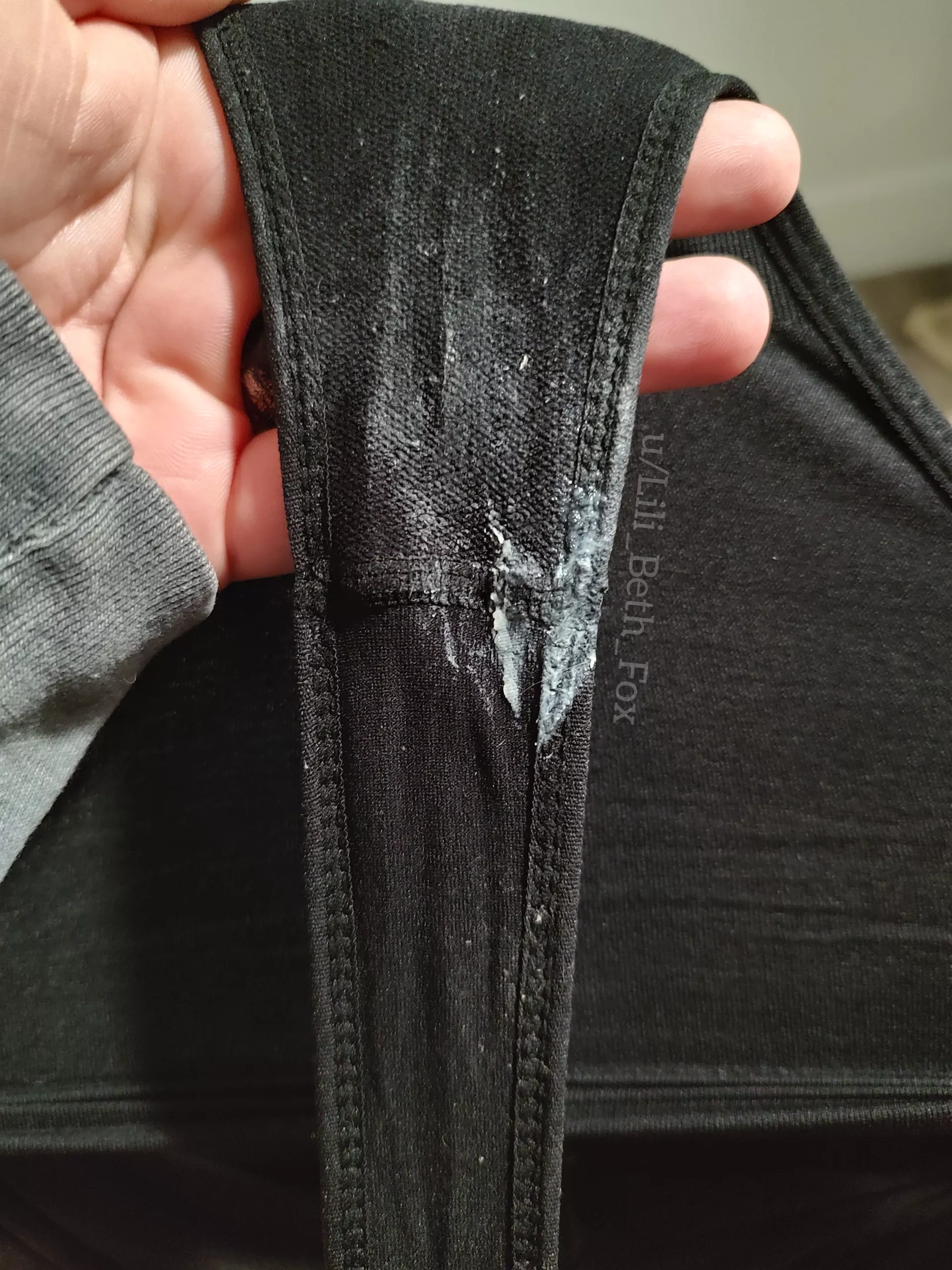 [Selling] Cream is my specialty! 🤍 Booking for August! DM or Kik Lili_Beth_Fox