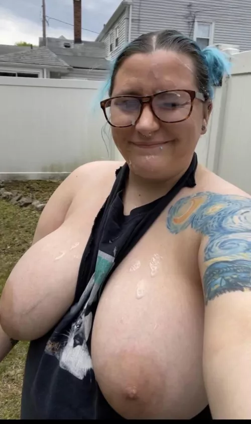 Selfie in the back yard😈💦[OC][F]