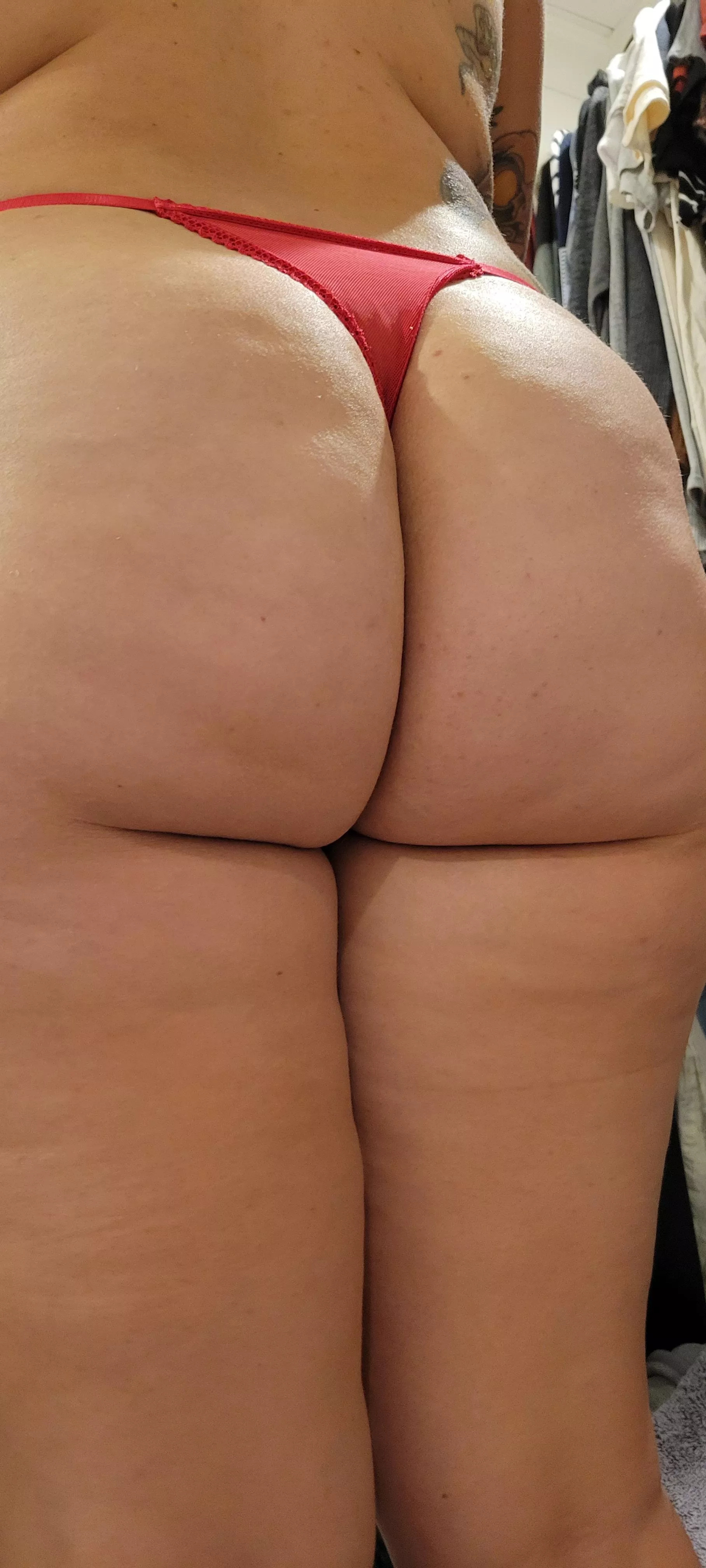 mom booty!!! nudes by naughtycouple123420