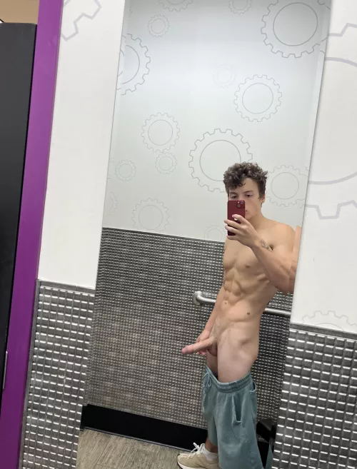 (19) I get so hard knowing I could get caught 🤫