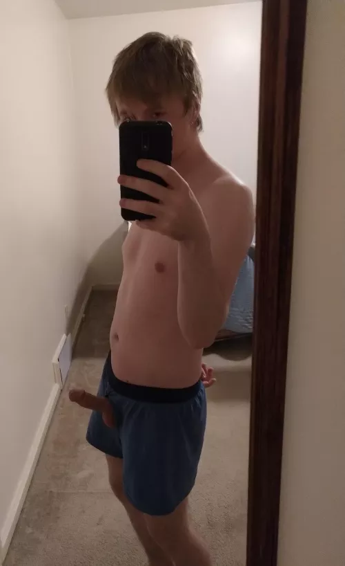 getting back into working out again, wish me luck :3