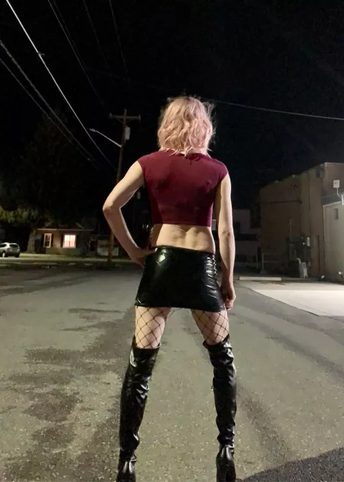 Nothing turns me on like being emasculated does.