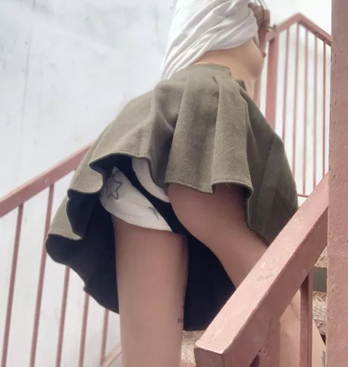 Felt brave and went for a diapered walk, I wonder if anybody noticed ๐