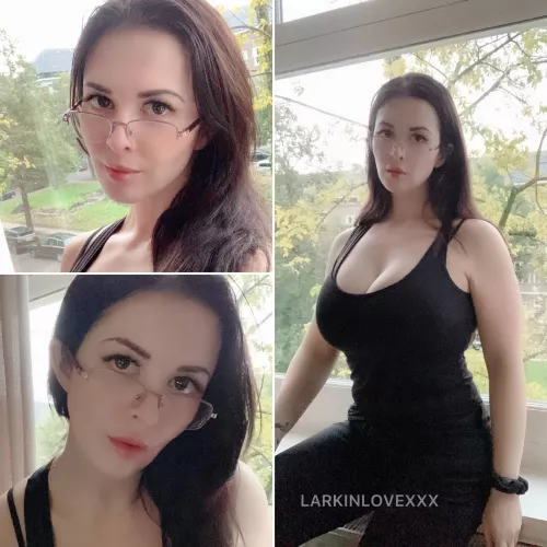 men seldom make passes at girls who wear glasses . . . prove me wrong