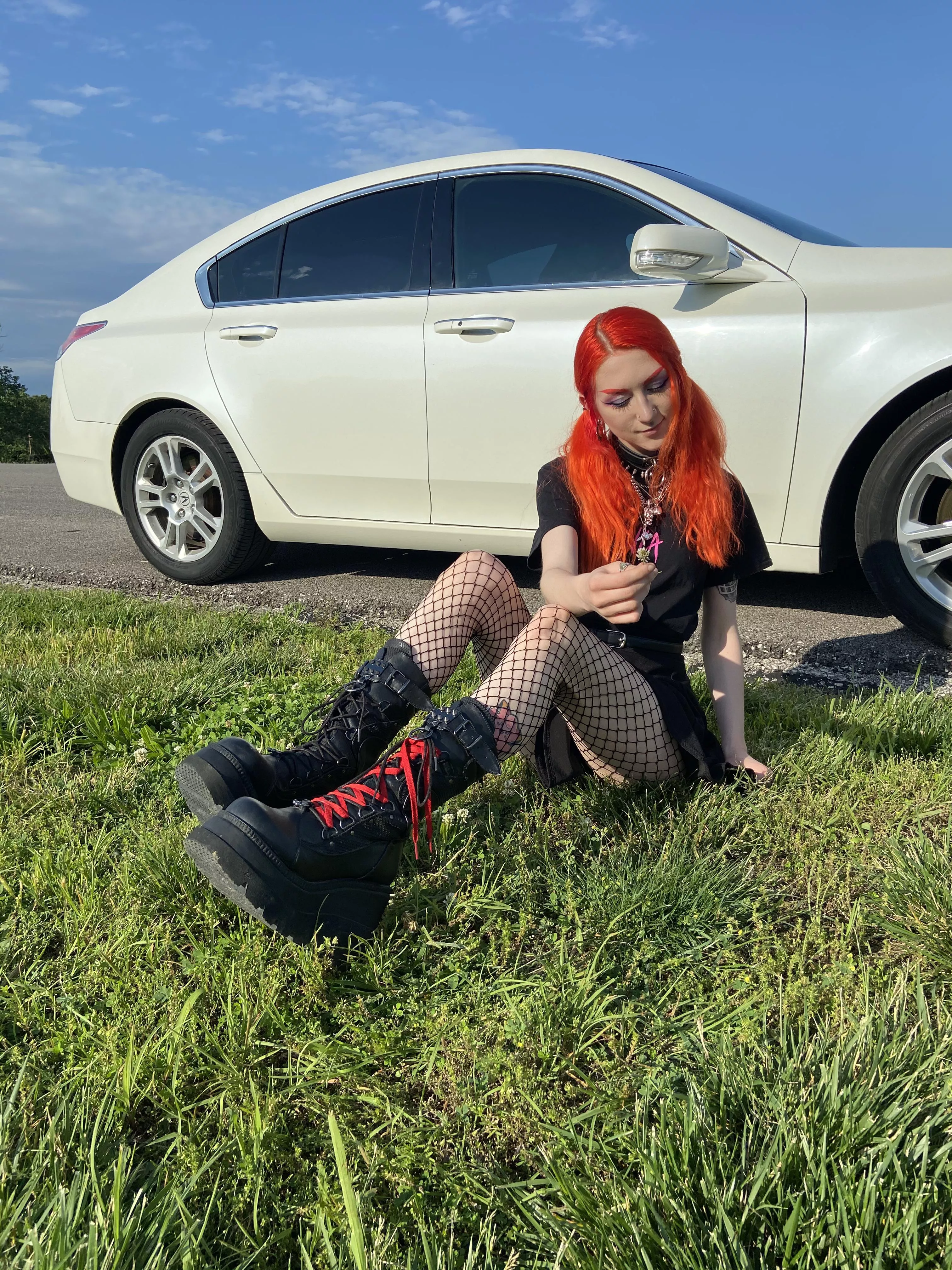 Showing you my flower 🤗🌸