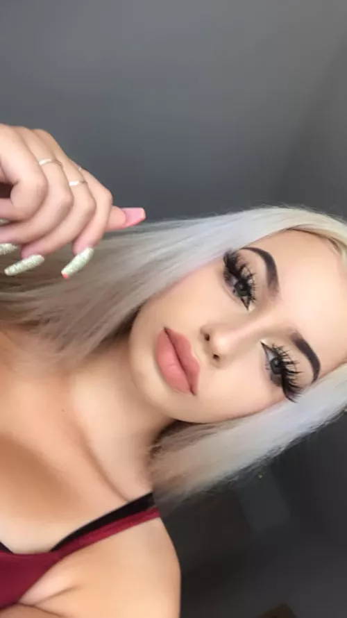 Babe these hands do some good jobs😋💦