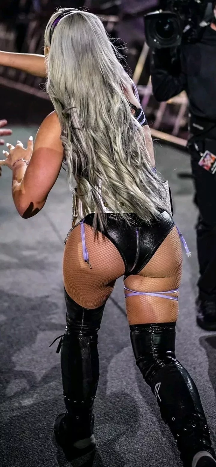 incredible ass 🤤