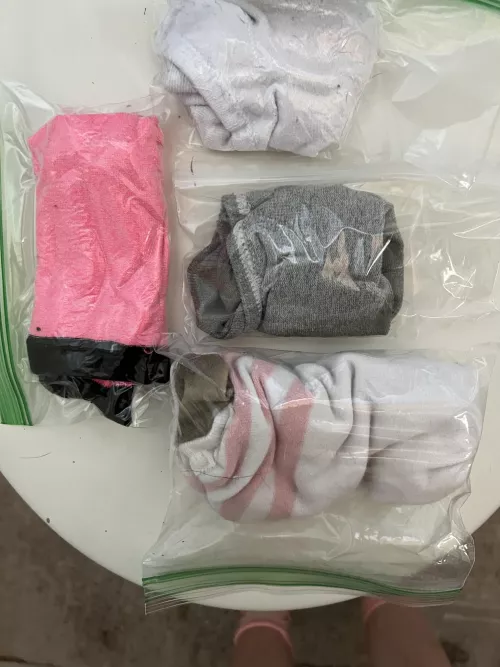 BOGO dirty socks happy thirsty Thursday 😉😏😈