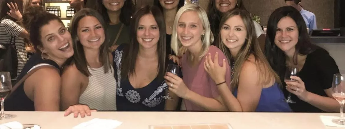 Choose your threesome after a BFF wine night Choose your threesome after a BFF wine night