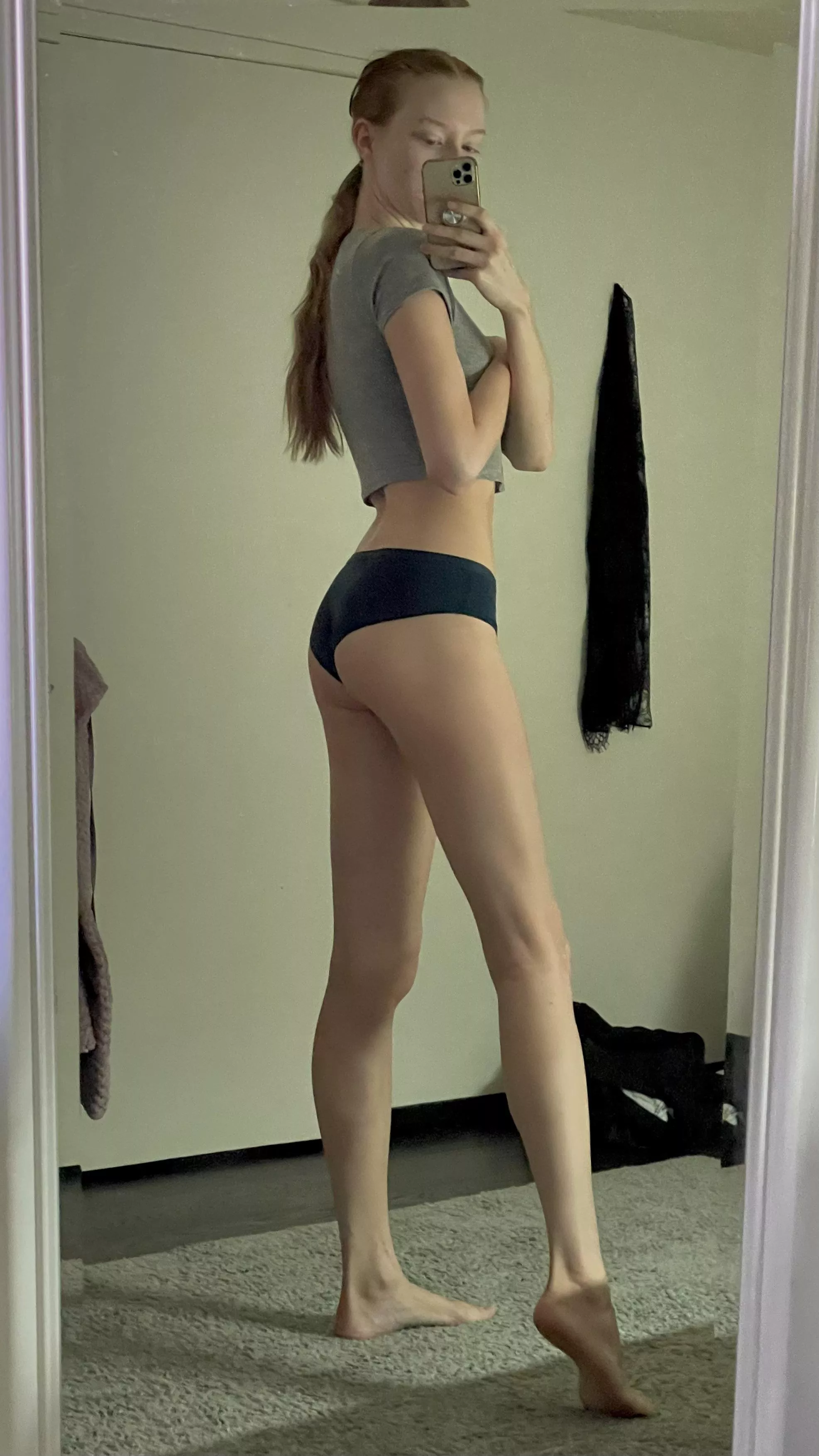 Night pics hit different [F] 🌖