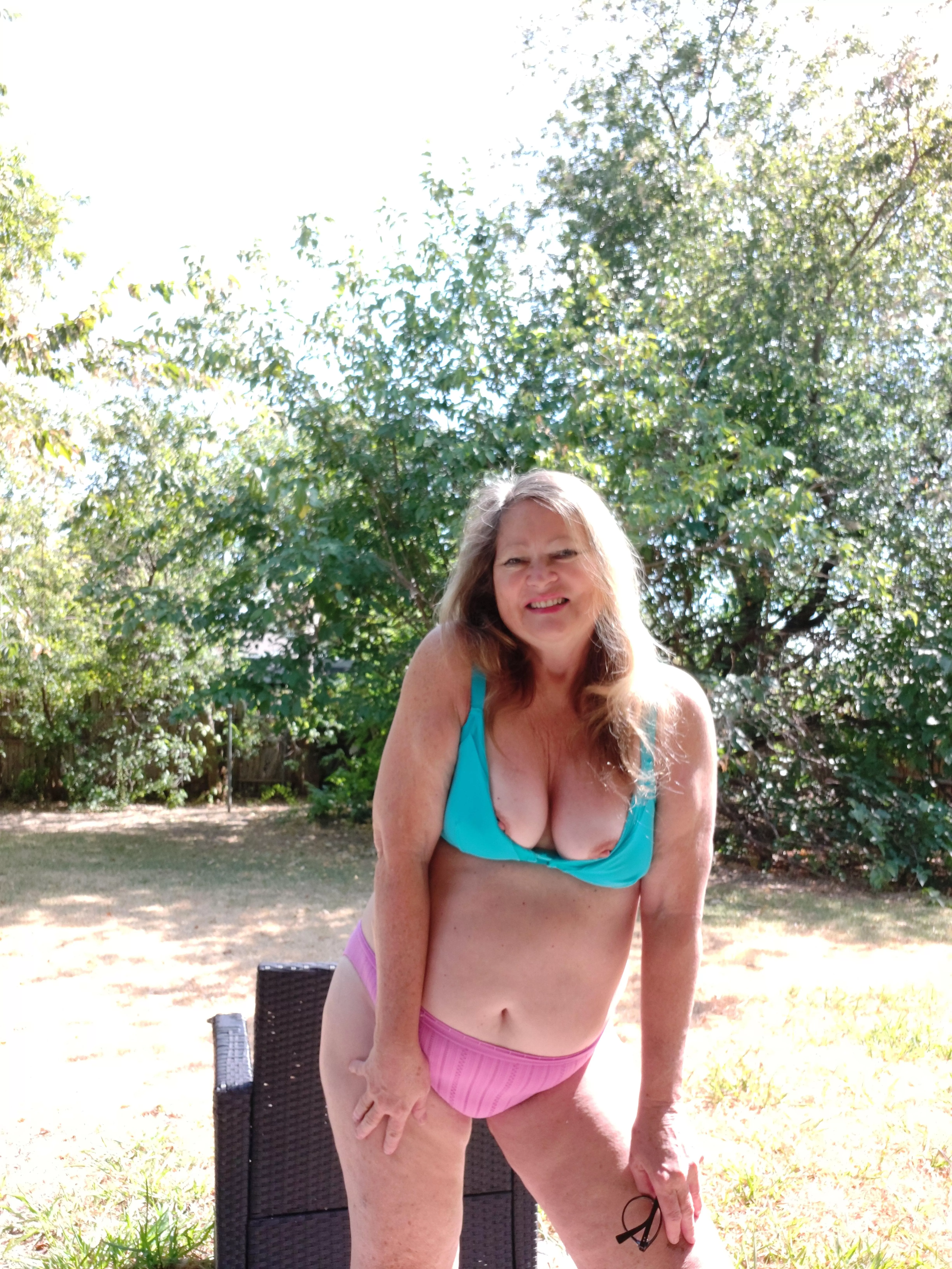 Hope you like looking at my natural milf body