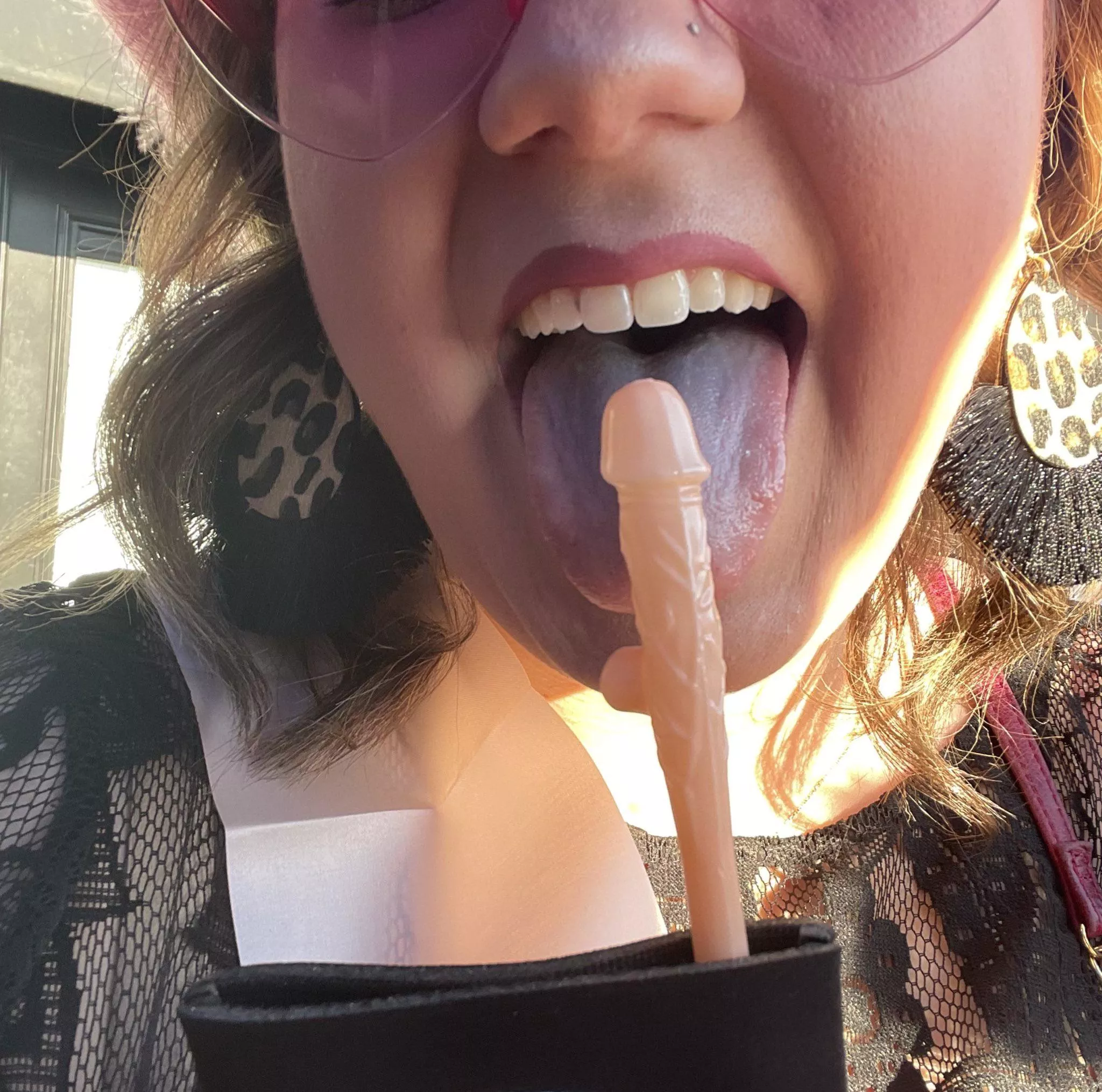 Wife is on a bachelorette this weekend! If only that were a real dick...