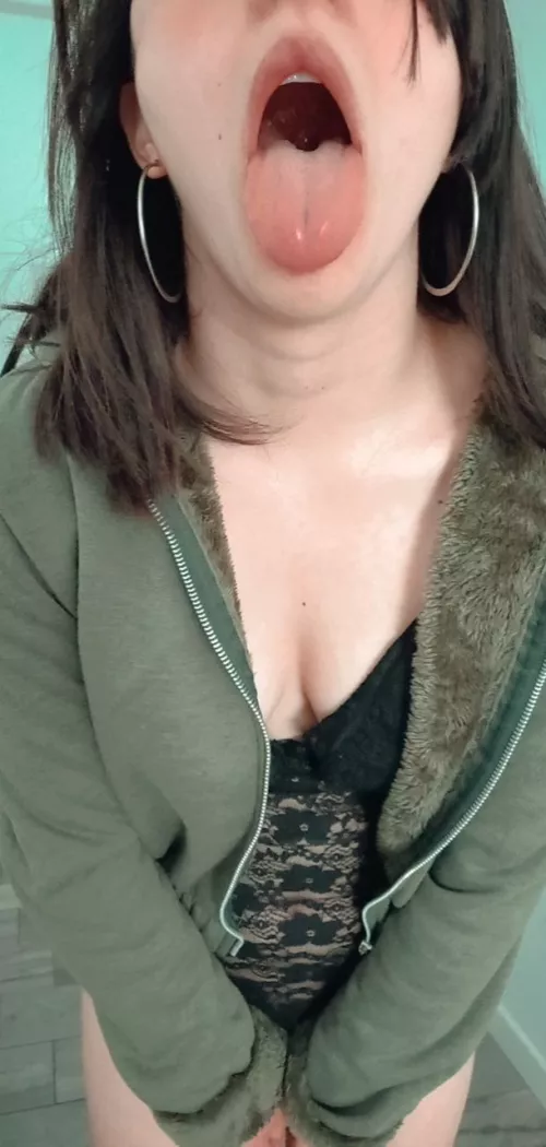 18yo waiting for ur milk ♥️🐰