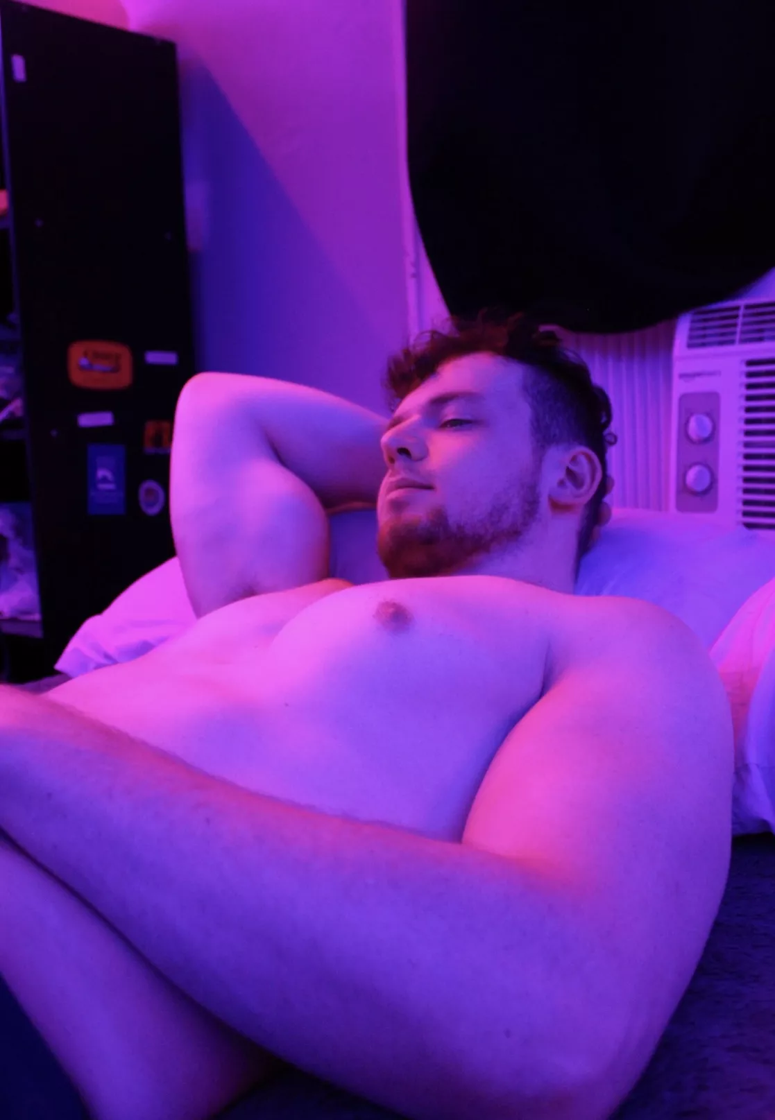 [21] This is what it would look like sleeping next to me