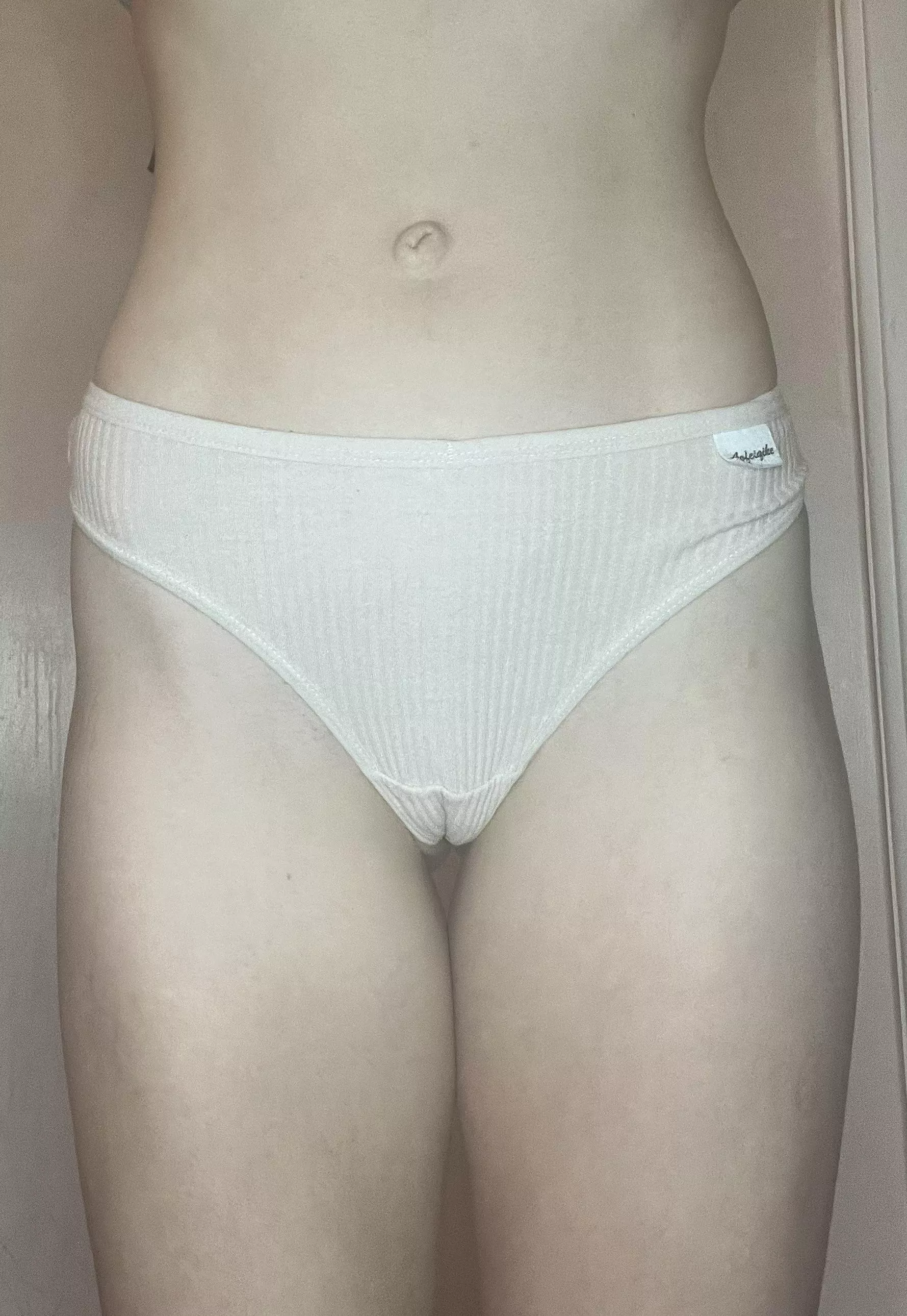 99 problems but thin lips ain’t one