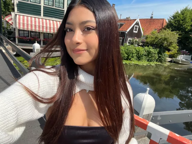 Hope my smile brighter your day 😊