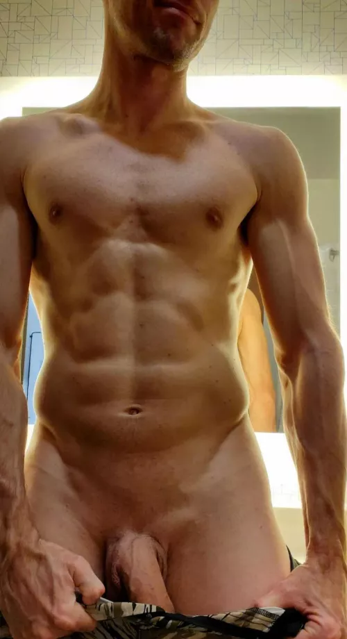 How's the lighting? 😏 [M]35