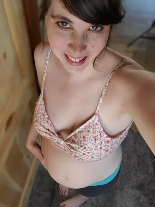 i really want cum rubbed into my big belly today
