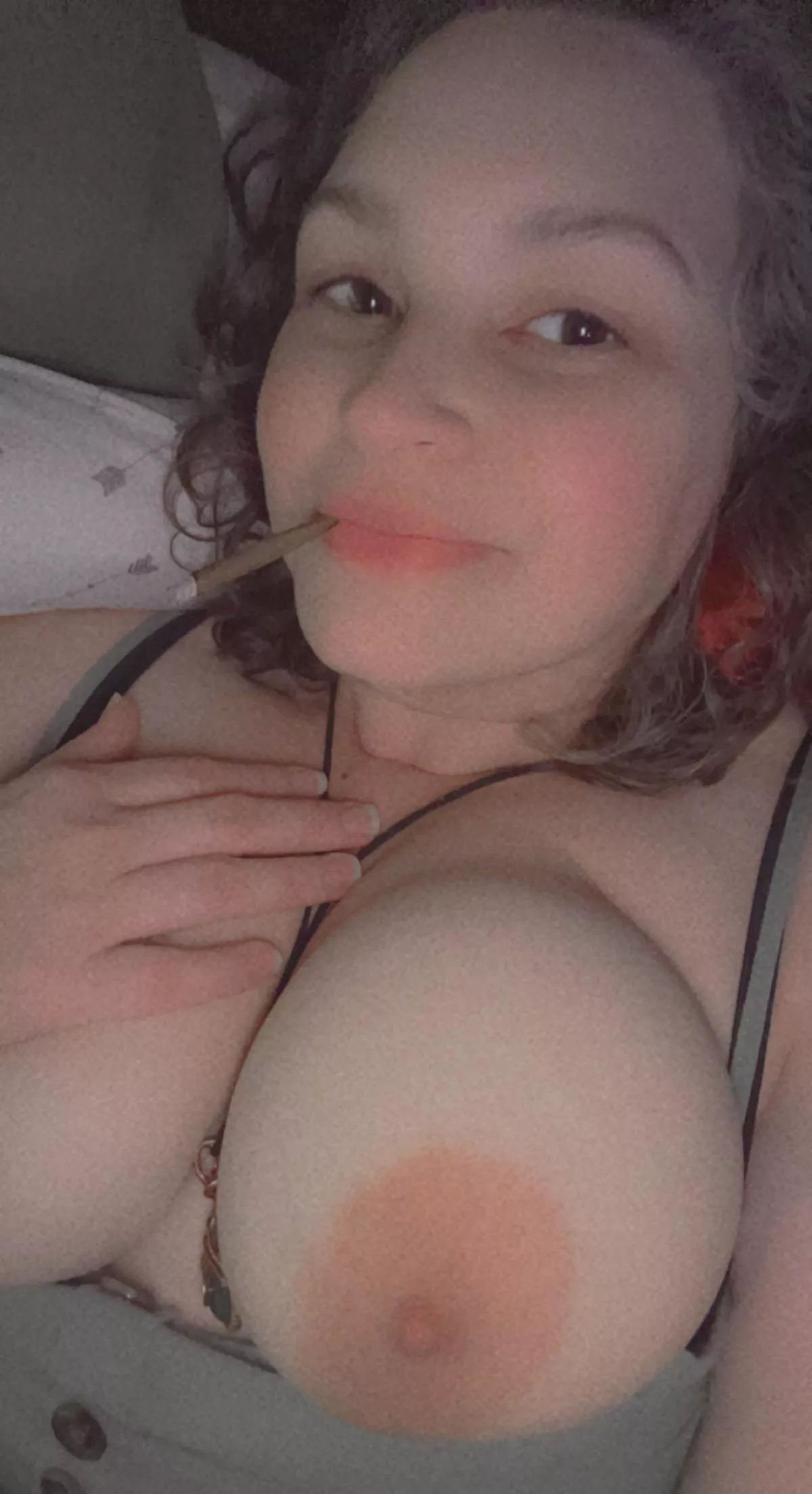 Cum smoke with me?😮‍💨😁