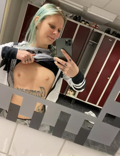 (F) (OC) Ittie bitties for everyone who sorted on new