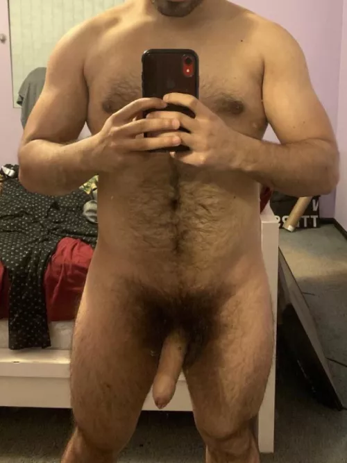 Love looknig down and seeing a guy bury his face in my pubes