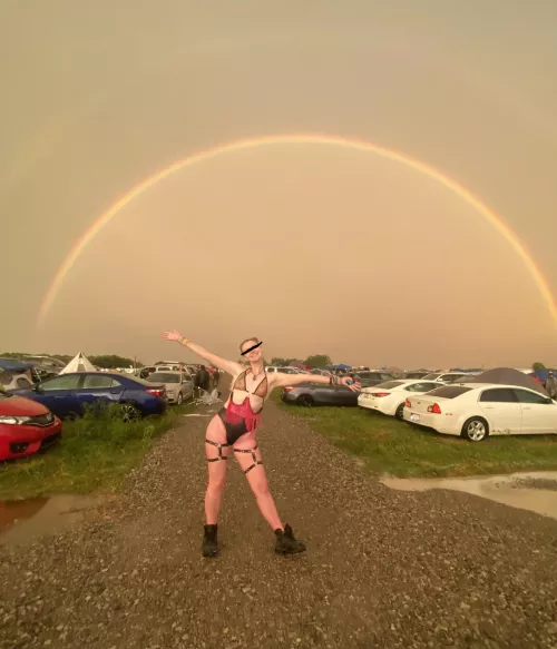 • secret dreams was a dream, double rainbow intro for the man Tipper 🥹🌈🌈 •