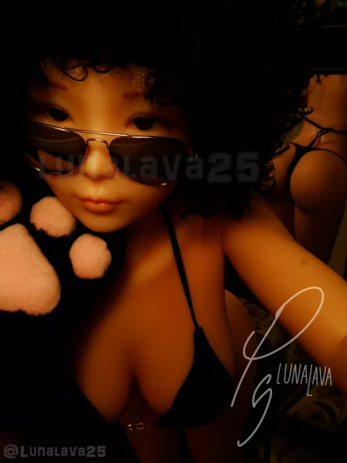 made a quick visual video on how I dress my doll (check comments)