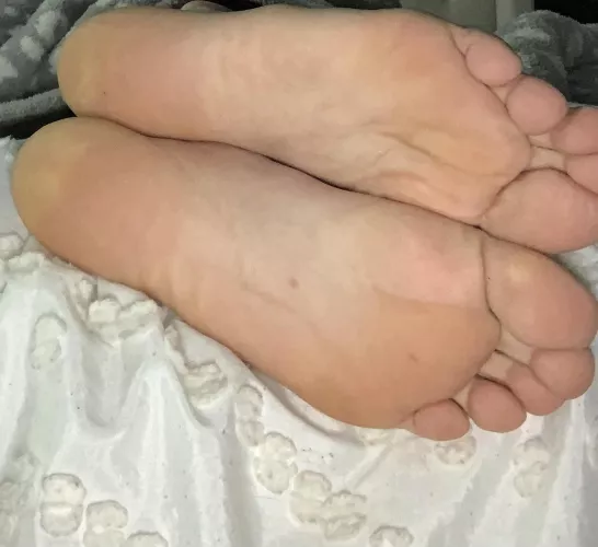 Candid shot of wife’s sleepy soles!! Dm for more