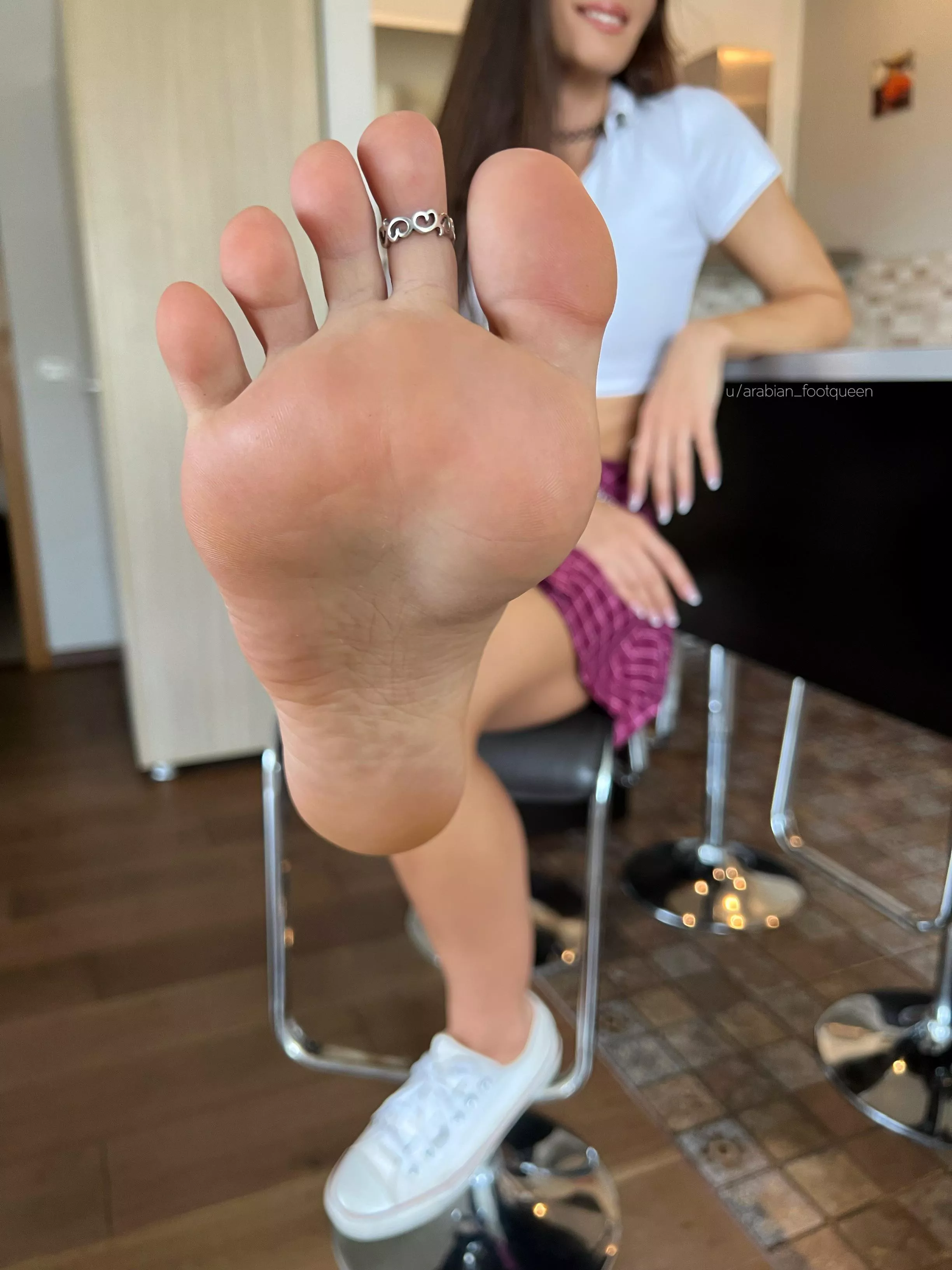 Fresh out of my converse, what are you doing next? 🤭