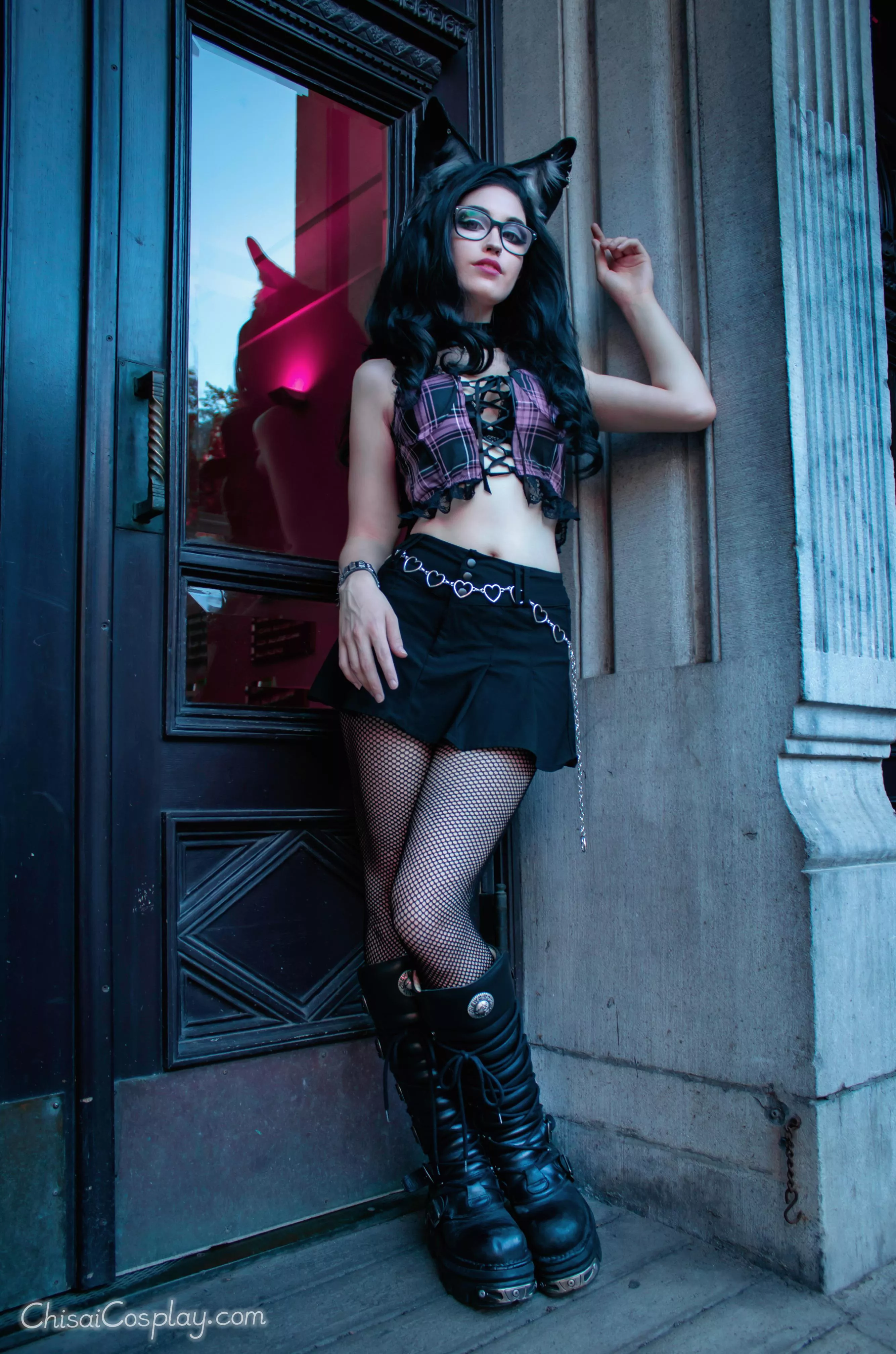 I don’t usually wear my glasses for shoots, I probably should do it more often!