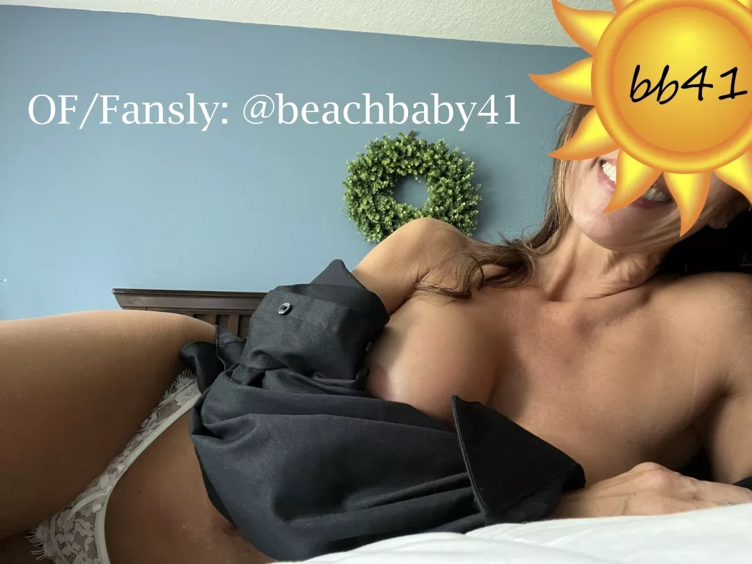 I know it's technically Hump Day, but I'm still going with my Titty Tuesday vibe.