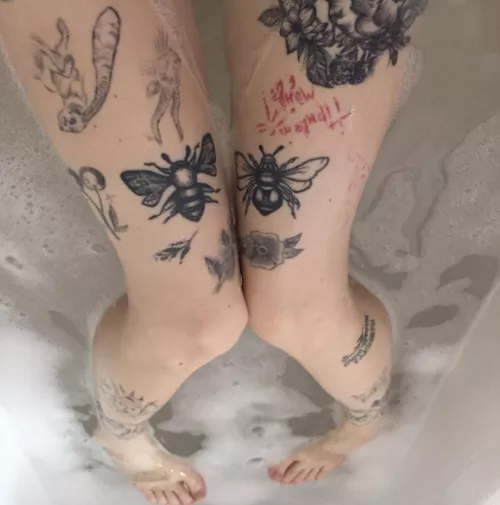 My legs are coded. Do you have a code?🙇🏼♀️