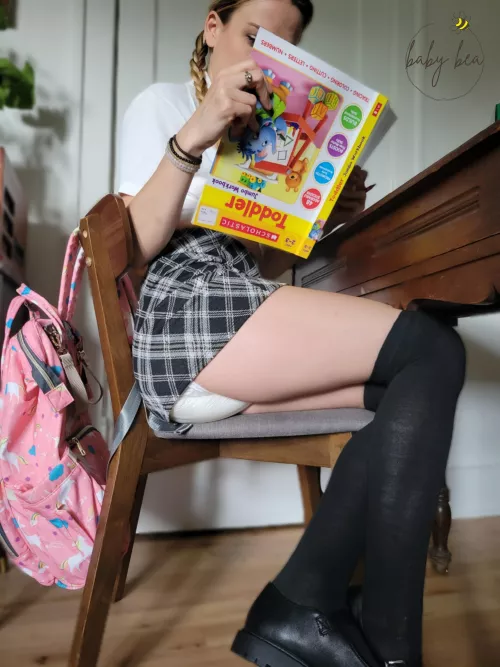 This baby is back to school πππΌ