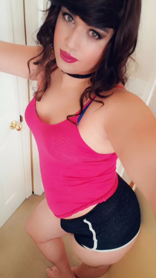 Any BBC wanna fuck me? 👀