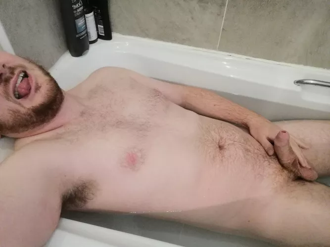 Any women enjoy slightly chubby ginger dudes?