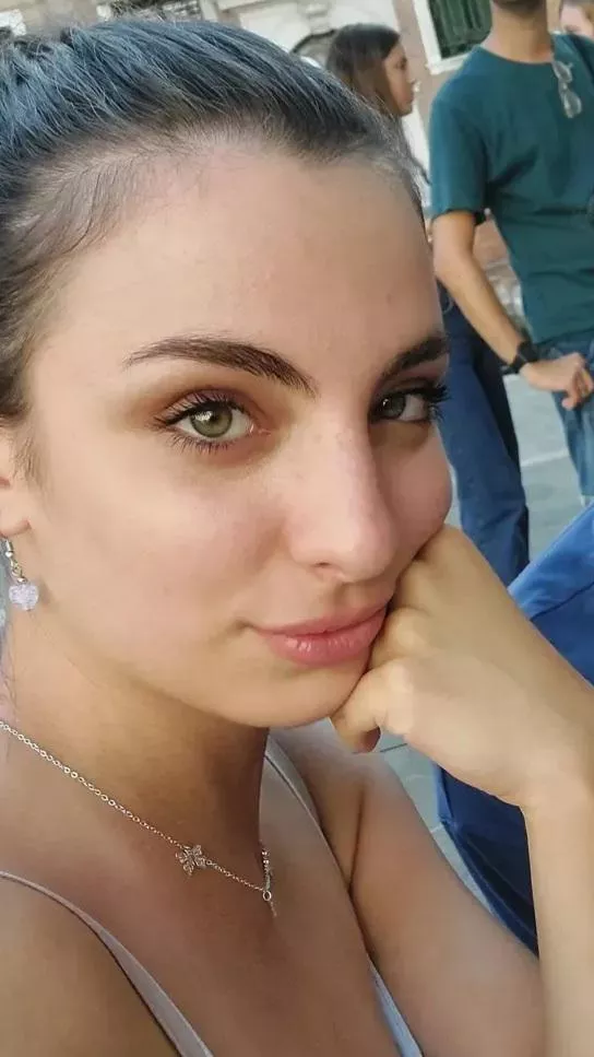 anyone want to trib her?