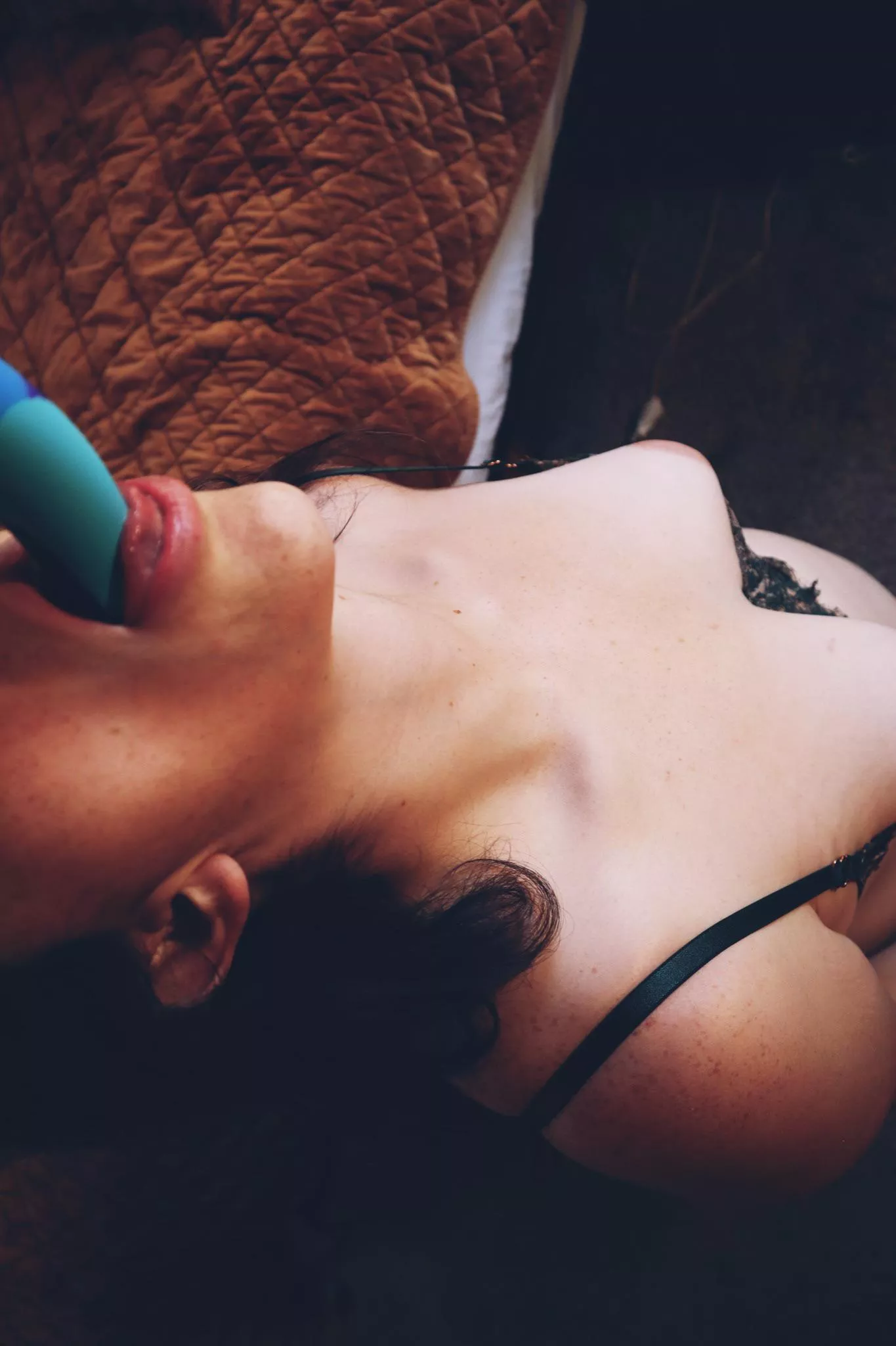 Does this pregnant mama still got it? Shy posting this one 😅😅