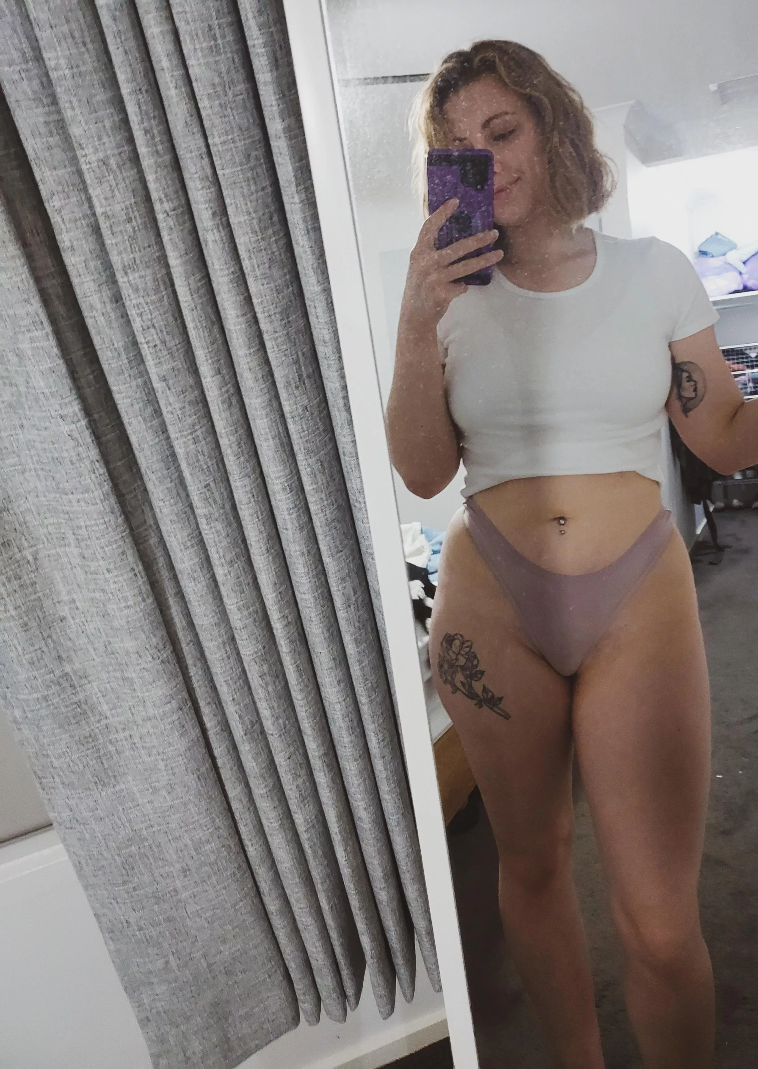 (f)elt cute. don't come at me for my mirror being dirty lol