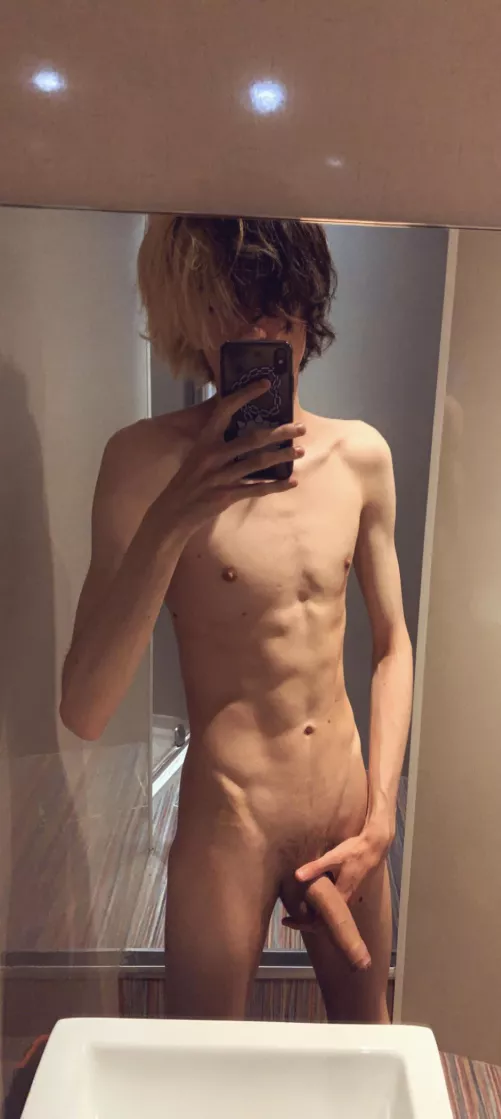 first time taking nudes in my new house!! 😇 please move in with me 🥺