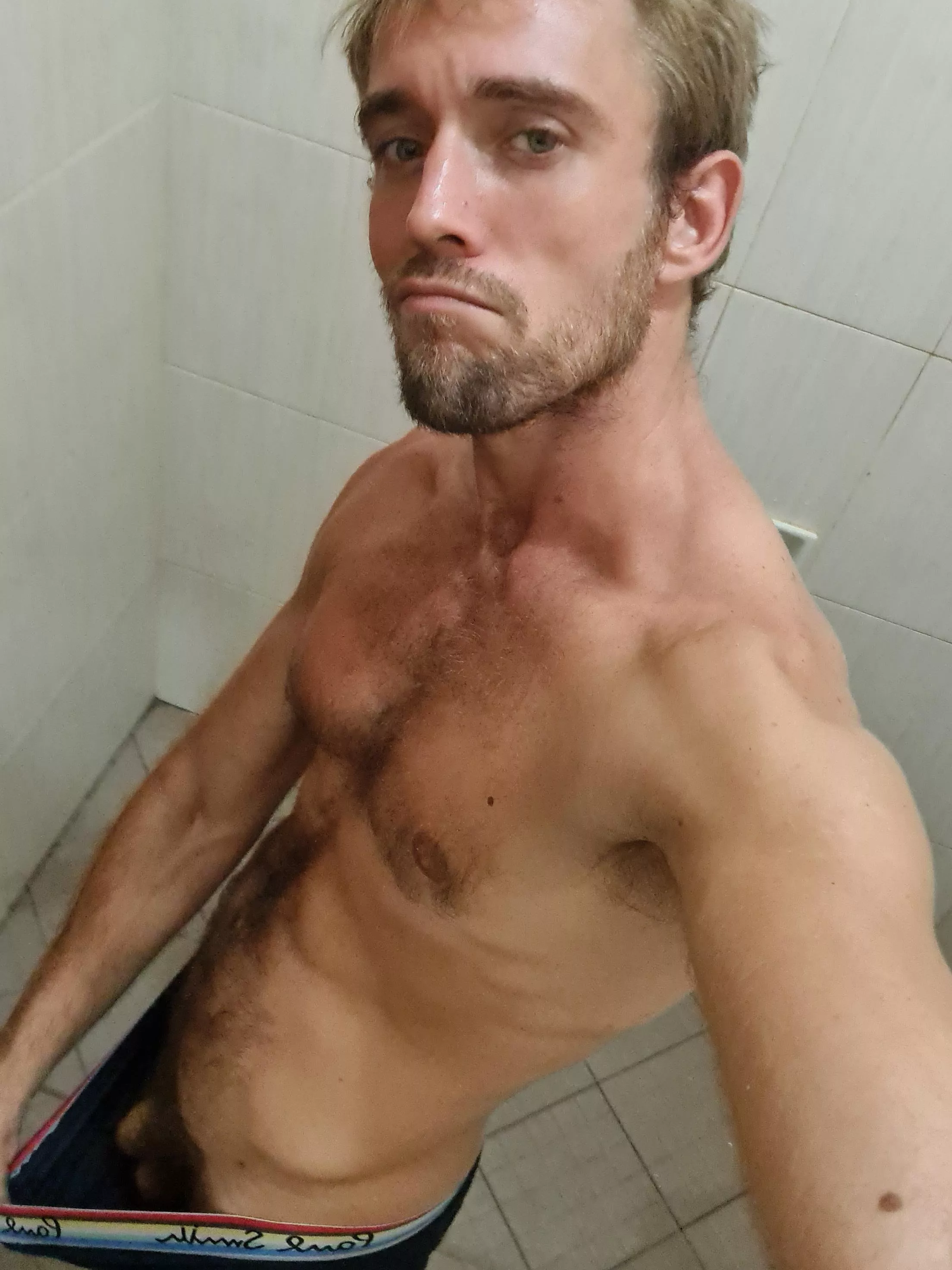 hmmm 😎 (32) ❤️