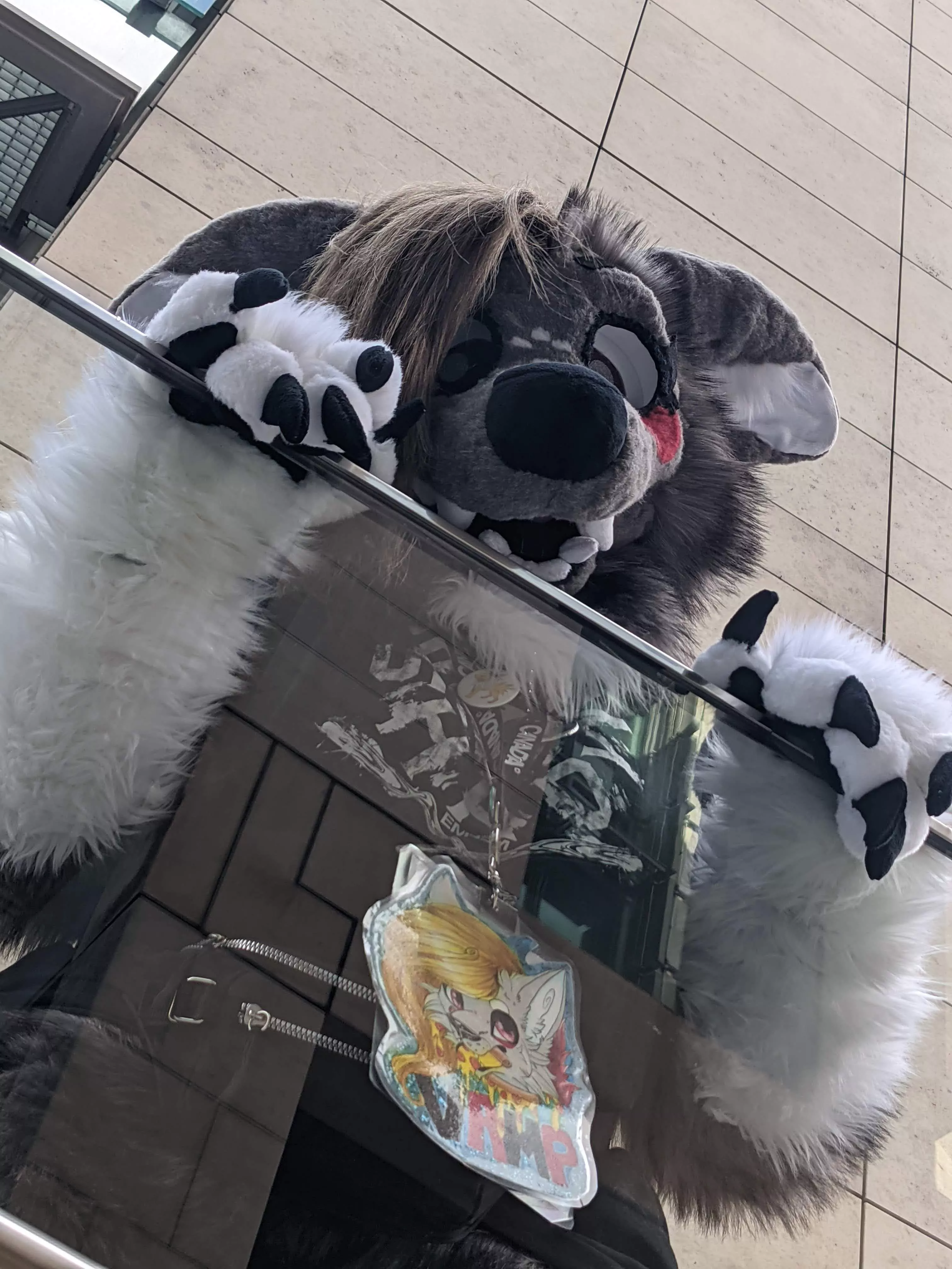 I heard you have pizza down there👀